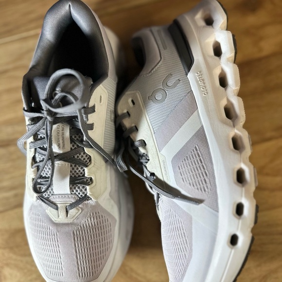 On Running Cloudstratus Light Gray Sneakers - Picture 8 of 15